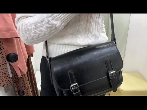 ❤️ Masturbação pública da jovem cadela FeralBerry com um dildo no provador ️❌ Porno fb em nós pt-br.fuxporn-com.ru ❌